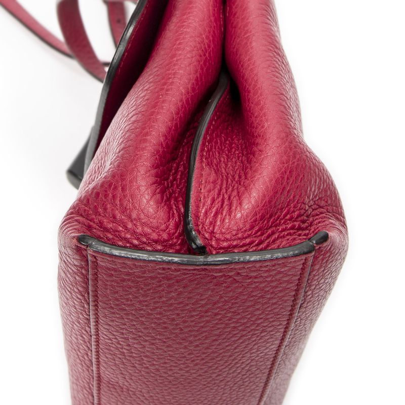 Gucci Fuchsia Pink Grain Calfskin Leather Shoulder Bag