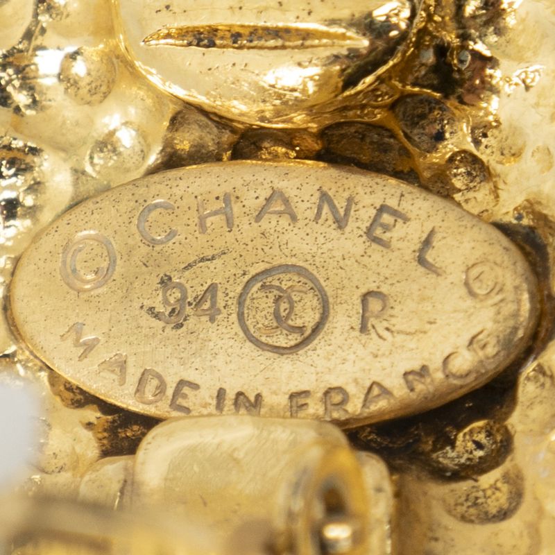 Chanel Cc Oval Clip on Earrings Gold Plated