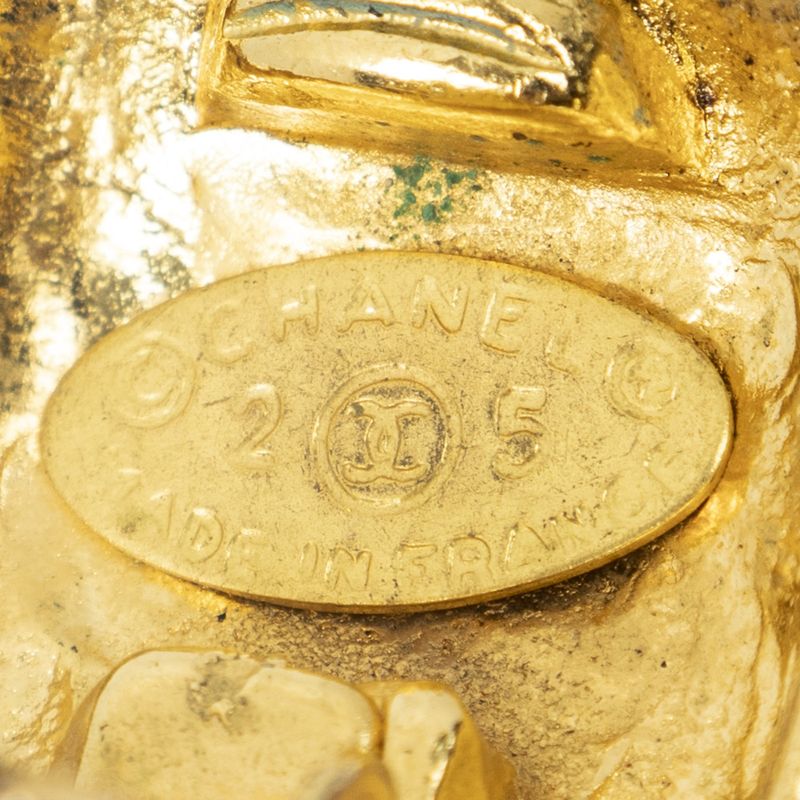 Chanel CC Logo Square Clip Type Earrings Gold Plated