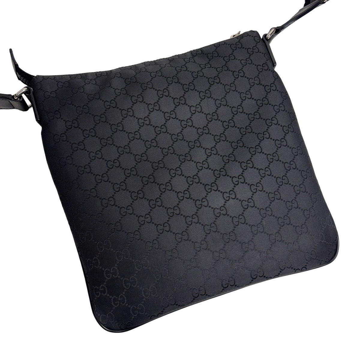 Gucci Shoulder Bag GG Nylon Black — view 3