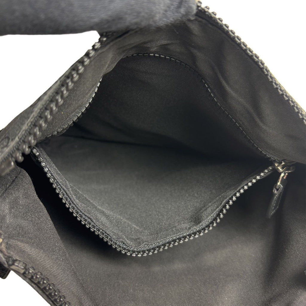 Gucci Shoulder Bag GG Nylon Black — view 9