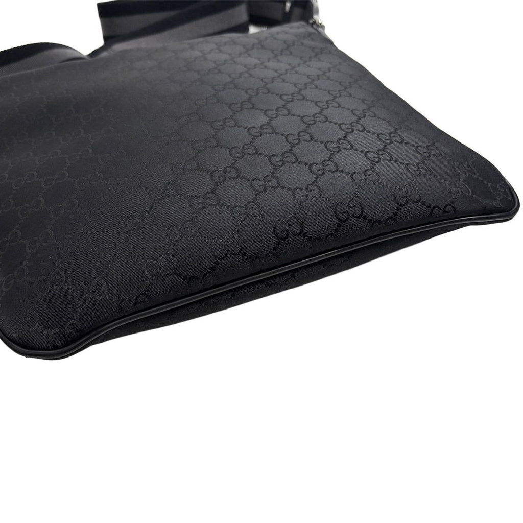 Gucci Shoulder Bag GG Nylon Black — view 7
