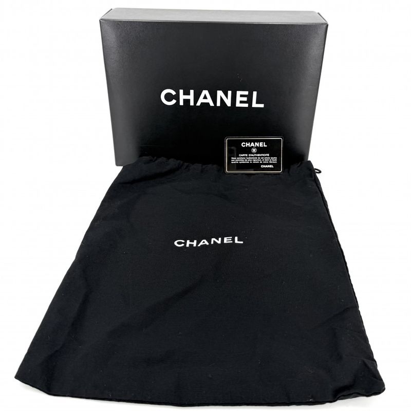 Chanel Shoulder Bag CC Logo Camellia Double Chain Stitch