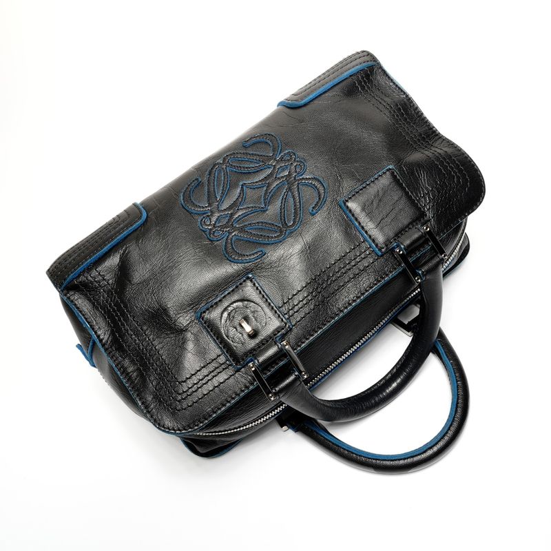 Loewe Handbag Amazona 28 Anagram