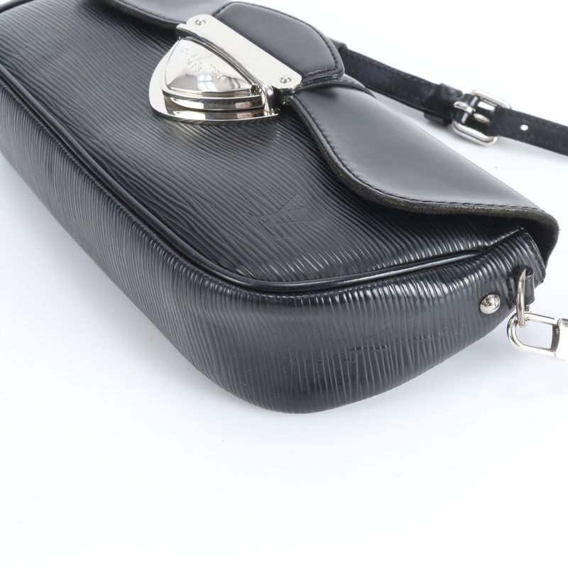 Louis Vuitton Epi Pochette Montaigne Noir Black Leather Shoulder Bag