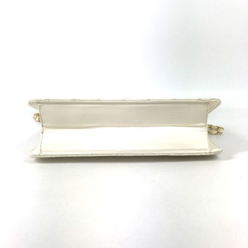 Chanel Shoulder Bag Chain CC Logo Quilted Leather White