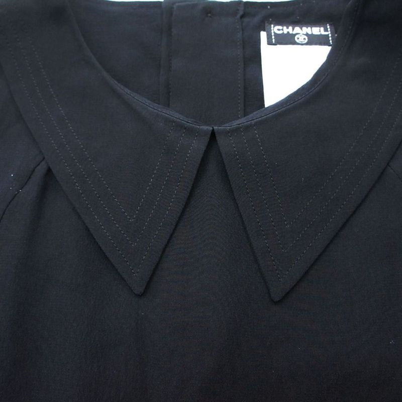 Chanel Silk Cropped Blouse Shirt Sleeveless Short Length with Collar