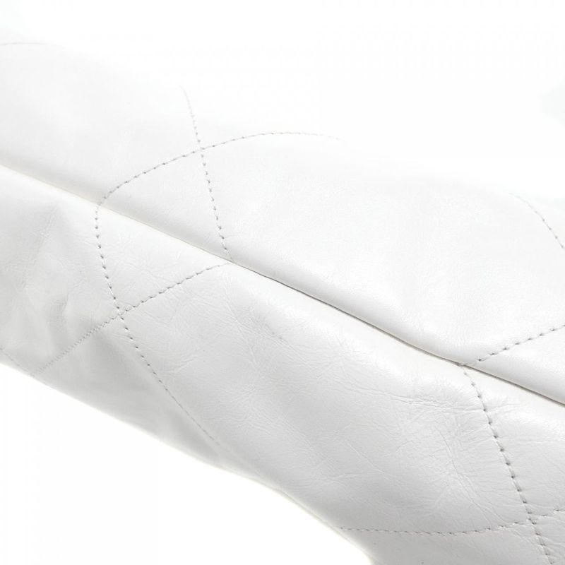 Chanel 22 White Mat