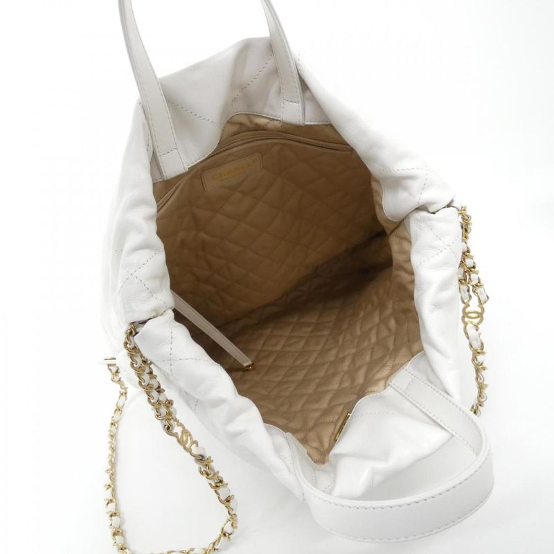 Chanel 22 White Mat
