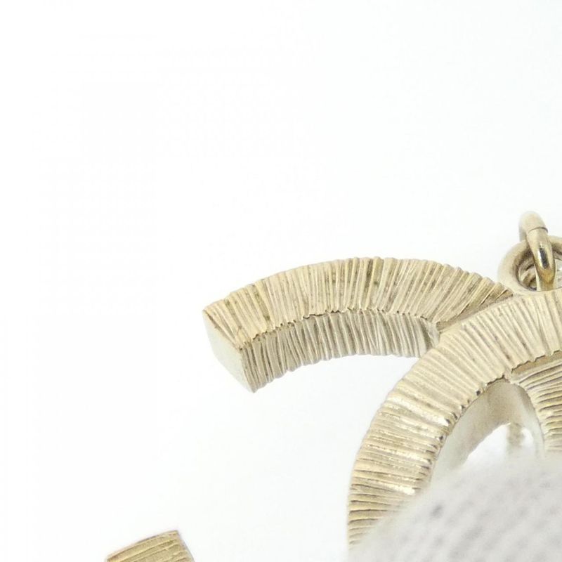 Chanel Necklace White