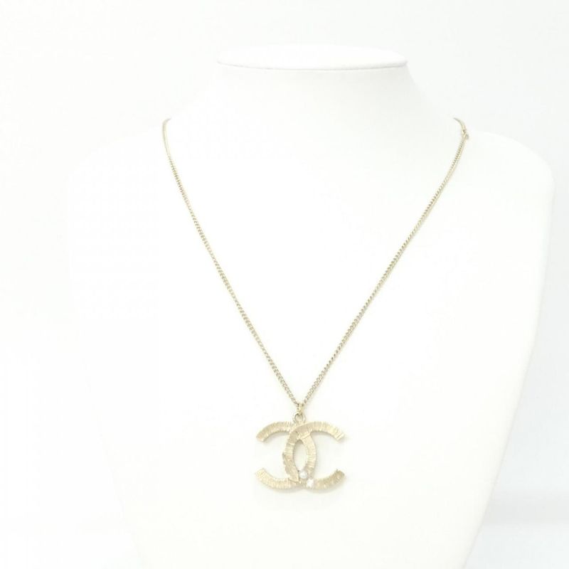 Chanel Necklace White