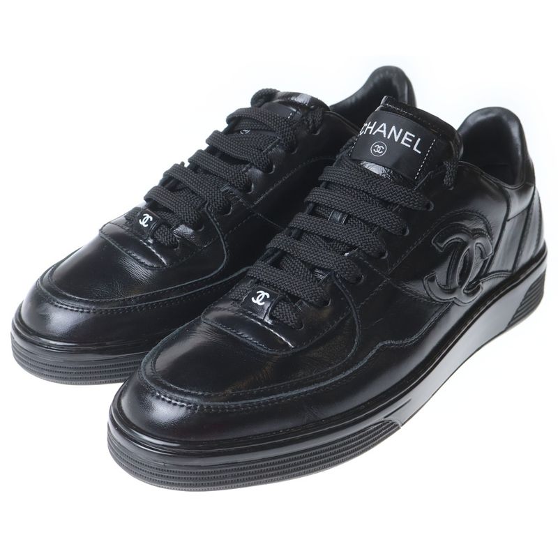 Chanel CC Logo Calf Leather Sneakers Black