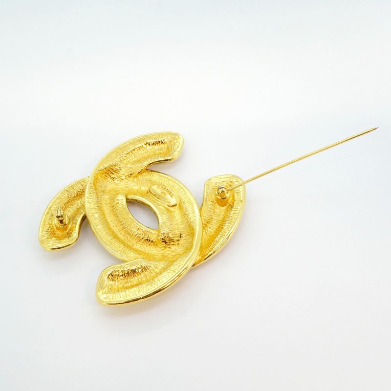 Chanel Brooch CC Logo Quilted Gold Plated