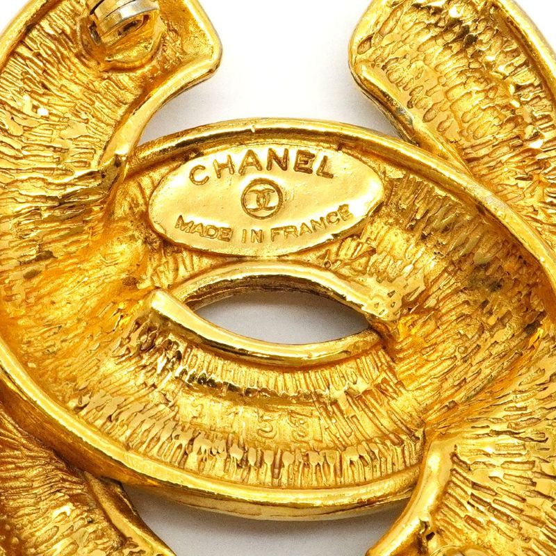 Chanel Brooch CC Logo Quilted Gold Plated
