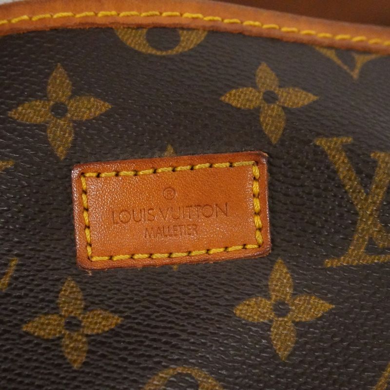 Louis Vuitton Shoulder Bag Monogram Saumur 35 Brown