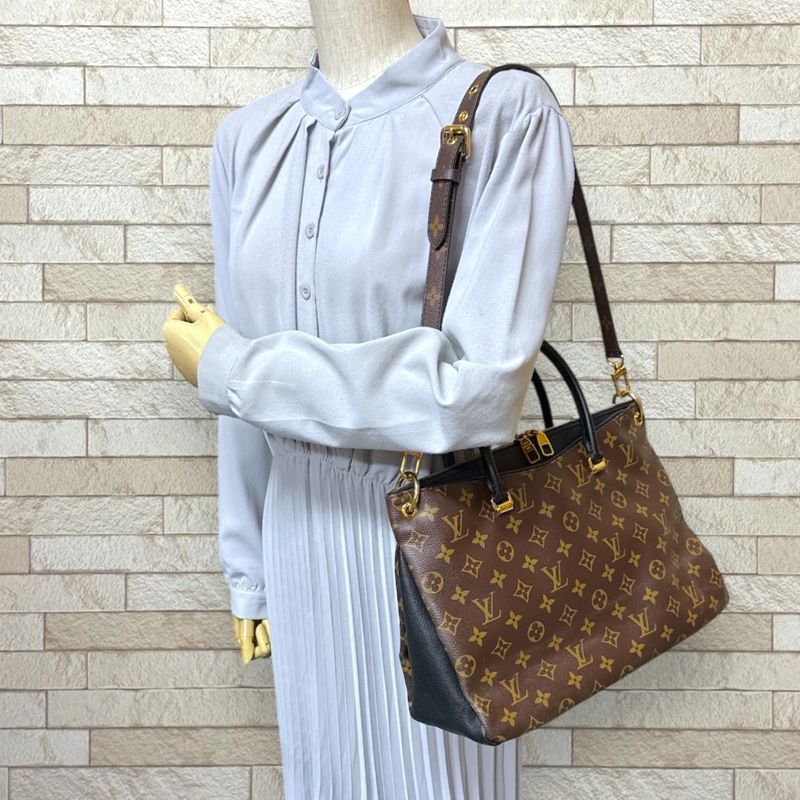 Louis Vuitton Pallas Monogram Shoulder Bag Canvas Black Noir