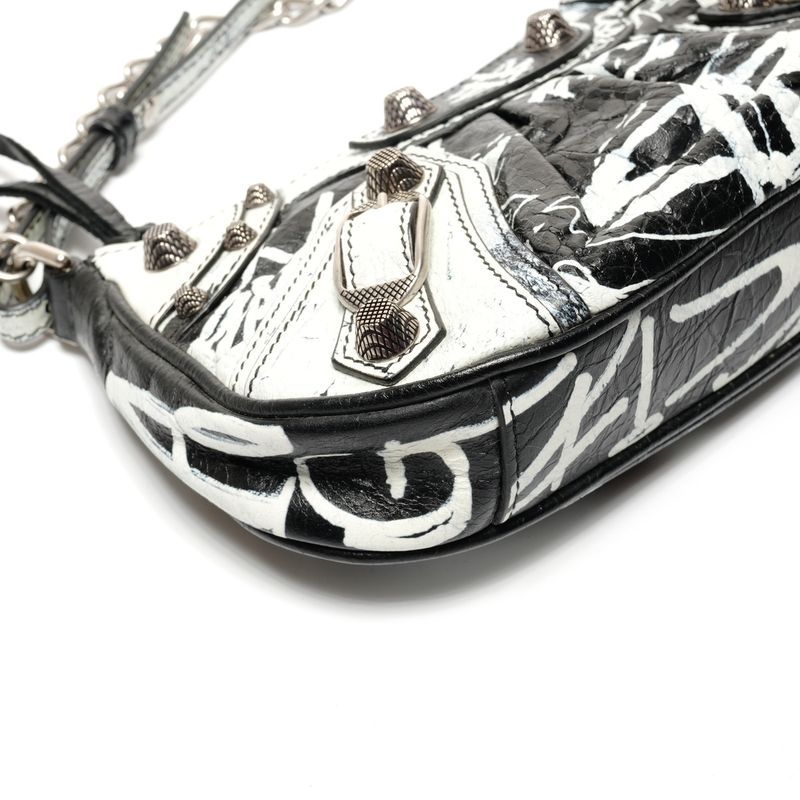 Balenciaga Shoulder Bag le Cagole Mini