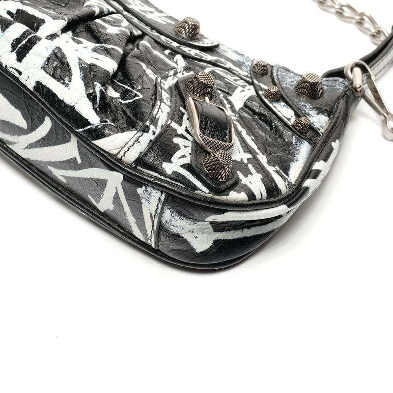 Balenciaga Shoulder Bag le Cagole Mini