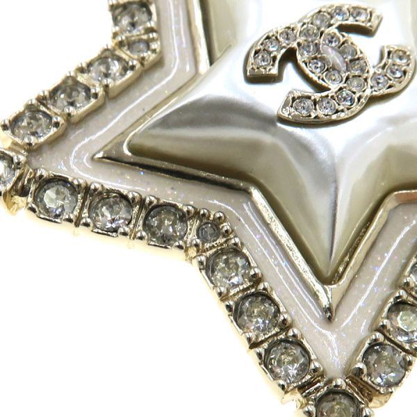 Chanel Brooch Gold Plated