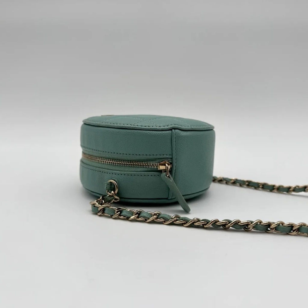 Chanel Shoulder Bag Round Caviar Leather Quilted CC Logo Gold Emerald Green — view 4