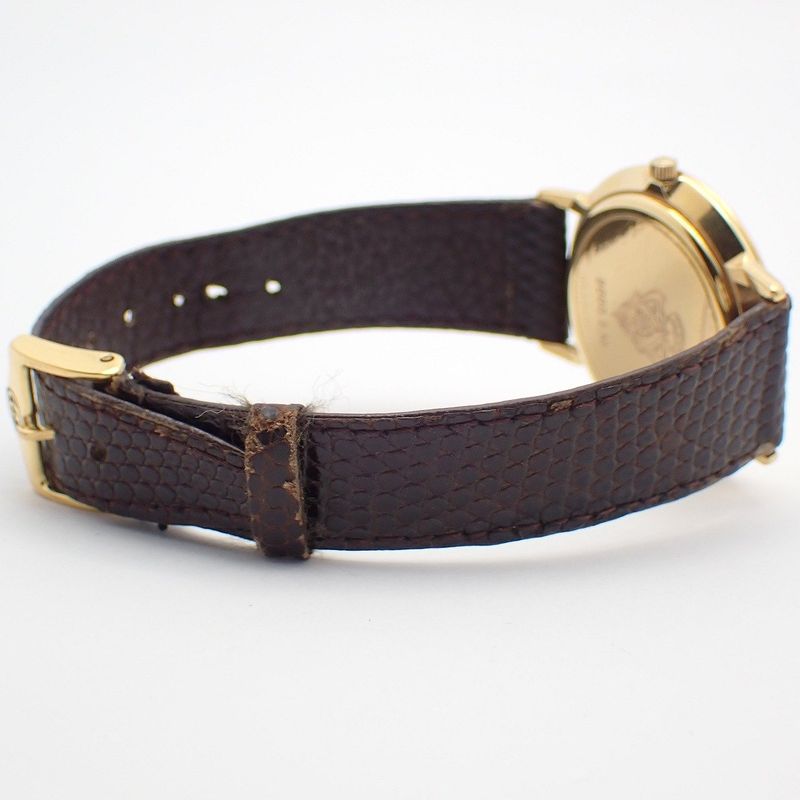 Gucci Round Watch Leather