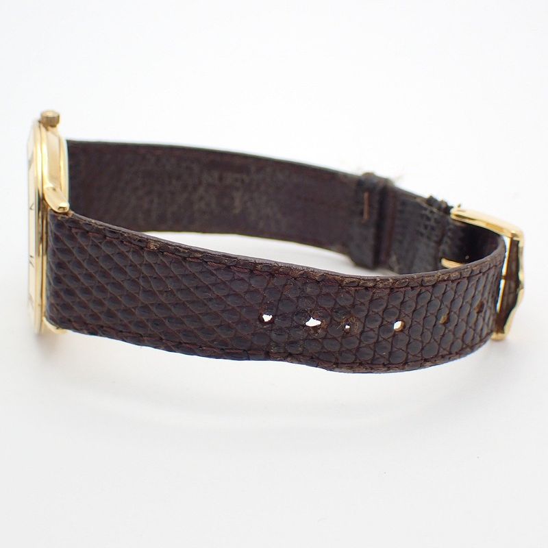Gucci Round Watch Leather