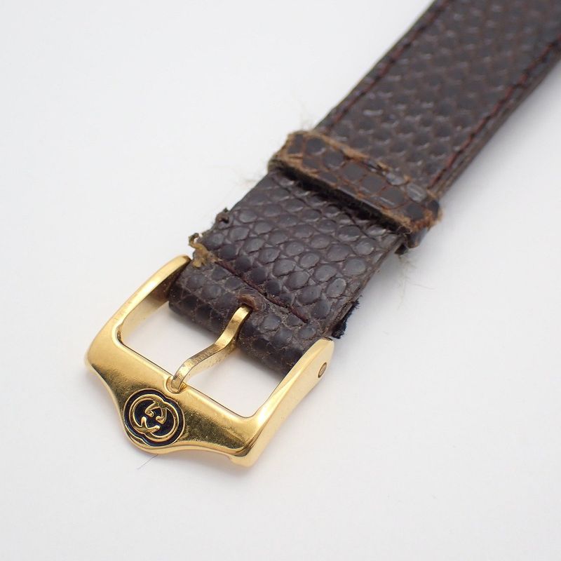 Gucci Round Watch Leather