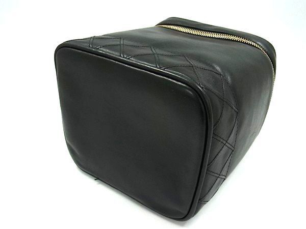 Chanel Handbag Vanity Bicolor Black Lambskin CC Logo Quilted