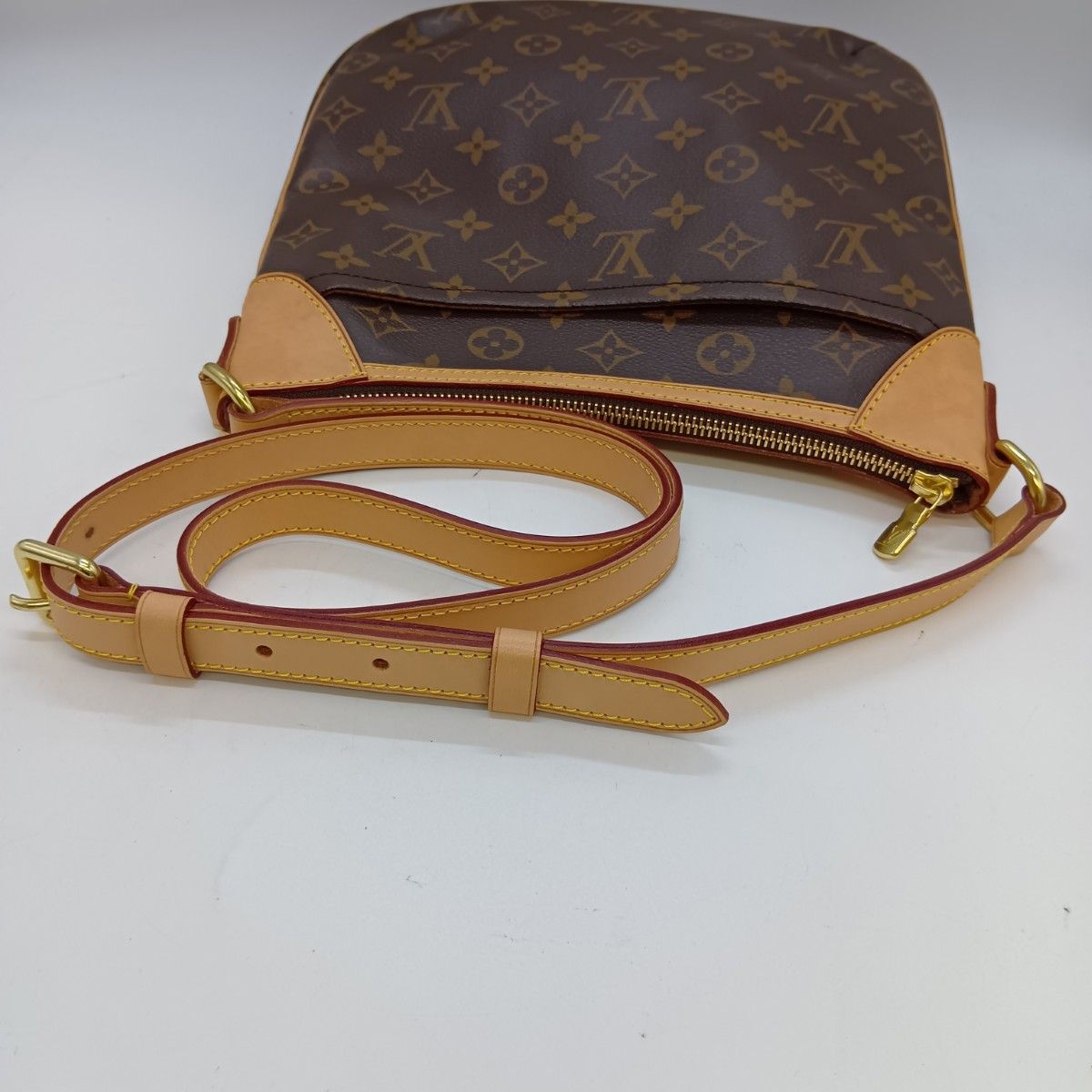 Louis Vuitton Monogram Odeon PM Shoulder Bag Brown — view 5