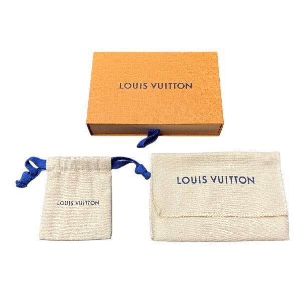 Louis Vuitton Wonder of Charm Key Holder — view 3