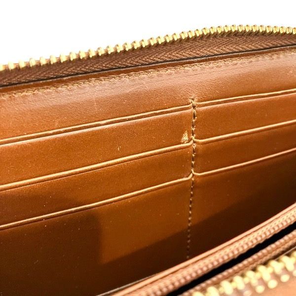 Gucci GG Supreme Zip Around Wallet — view 6