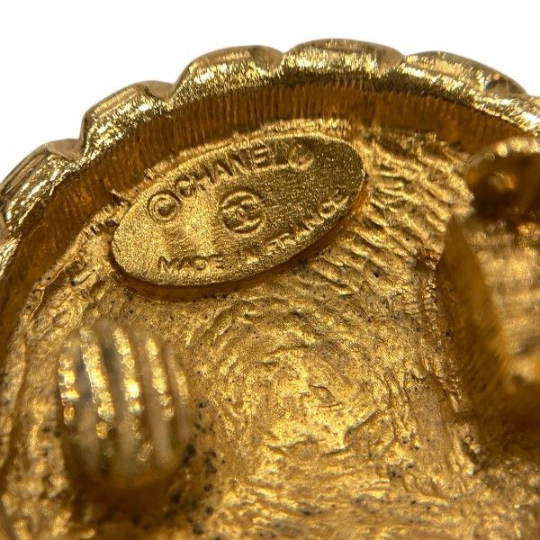 Chanel CC Logo Gold Vintage Earrings — view 7