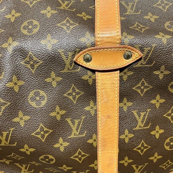 Louis Vuitton Monogram Saumur 35 Shoulder Bag — view 9