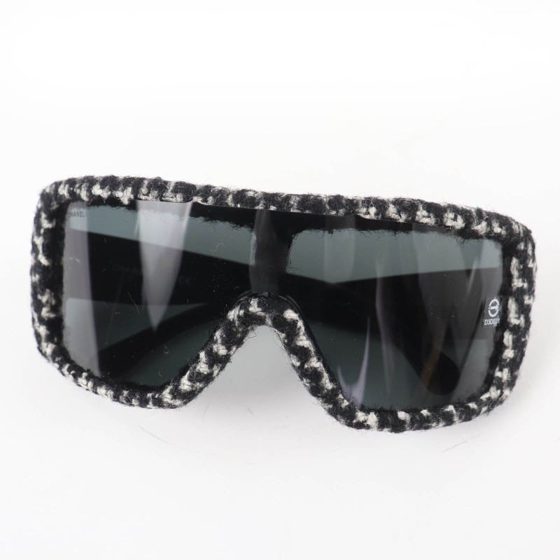 Chanel Here Mark Tweed Sunglasses Black White Red Eyewear