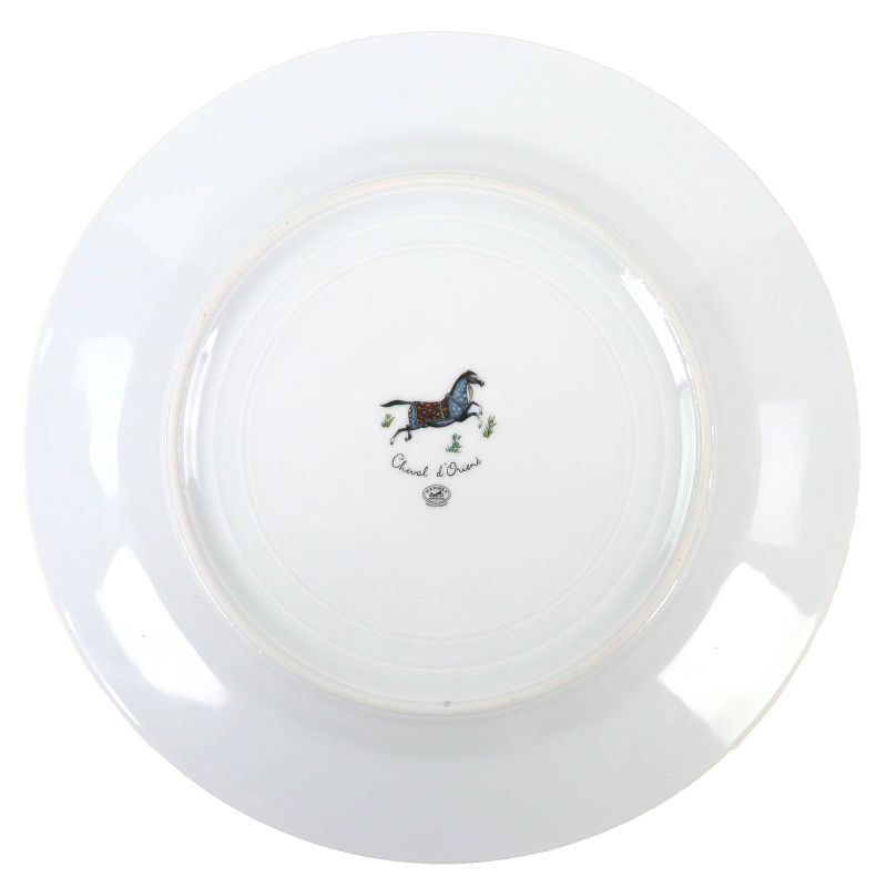 Hermes Workman Female Schwardrian Pottery Round Plate Decoration Picture Pair of Sheets Red Gold Hat