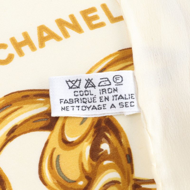 Chanel Vintage Tag CC Logo Flower Gold Chain Silk 100% Scarf Rue