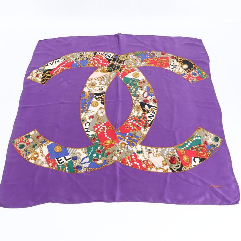 Chanel Vintage CC Logo Gripoix Colored Stone Chain Scarf Shawl
