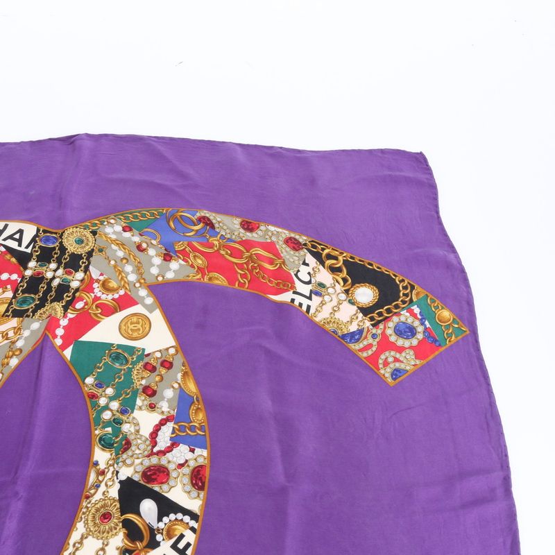 Chanel Vintage CC Logo Gripoix Colored Stone Chain Scarf Shawl