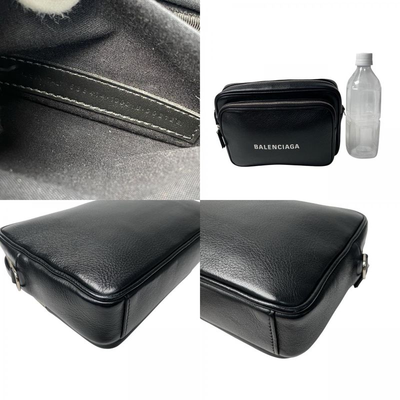 Balenciaga Everyday Shoulder Bag