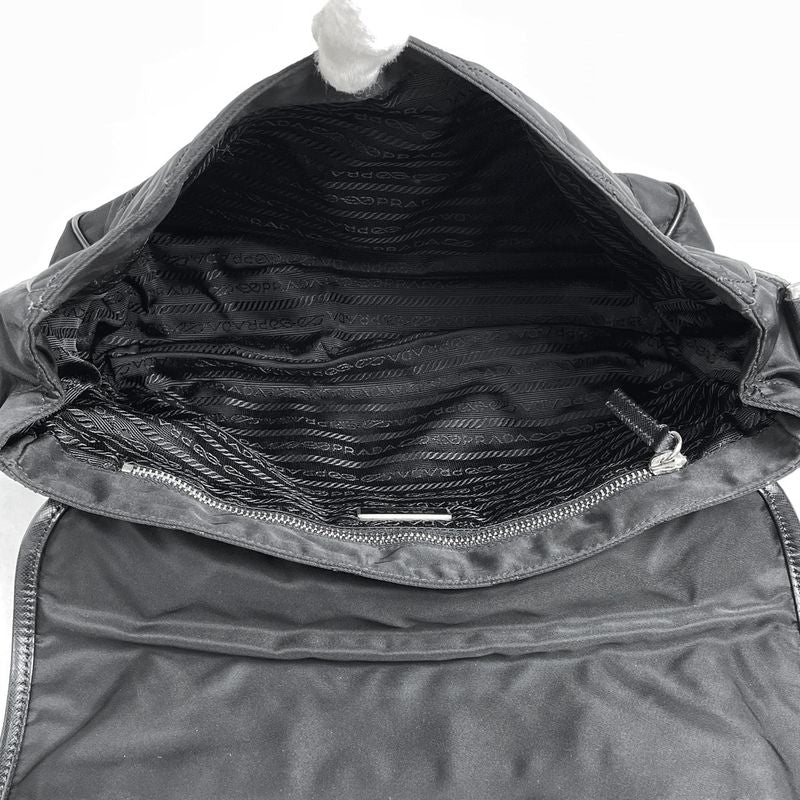 Prada Logo Shoulder Bag Quilted Nylon Nero
