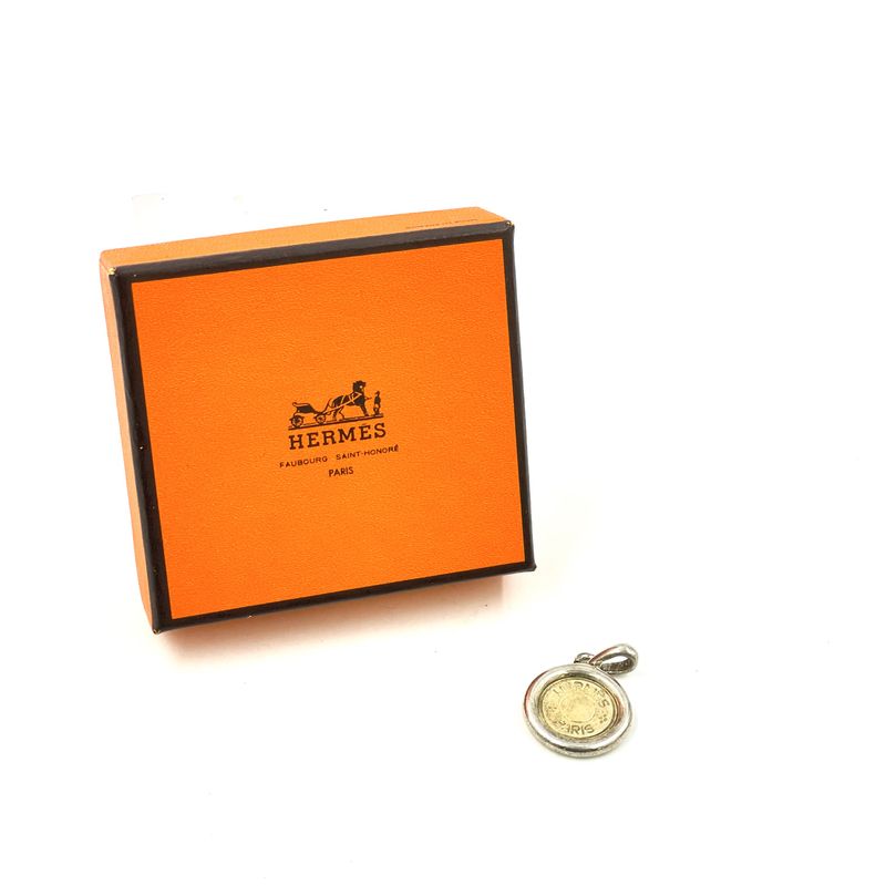 Hermes Yellow Gold Silver Pendant Top