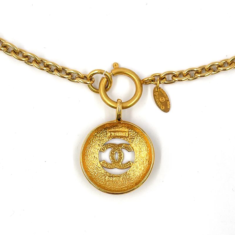 Chanel CC Logo Vintage Medallion Gold Plated Necklace