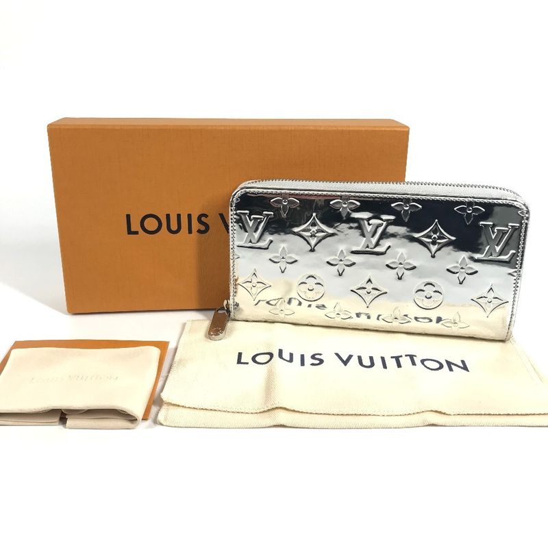 Louis Vuitton Wallet Zippy Leather Silver