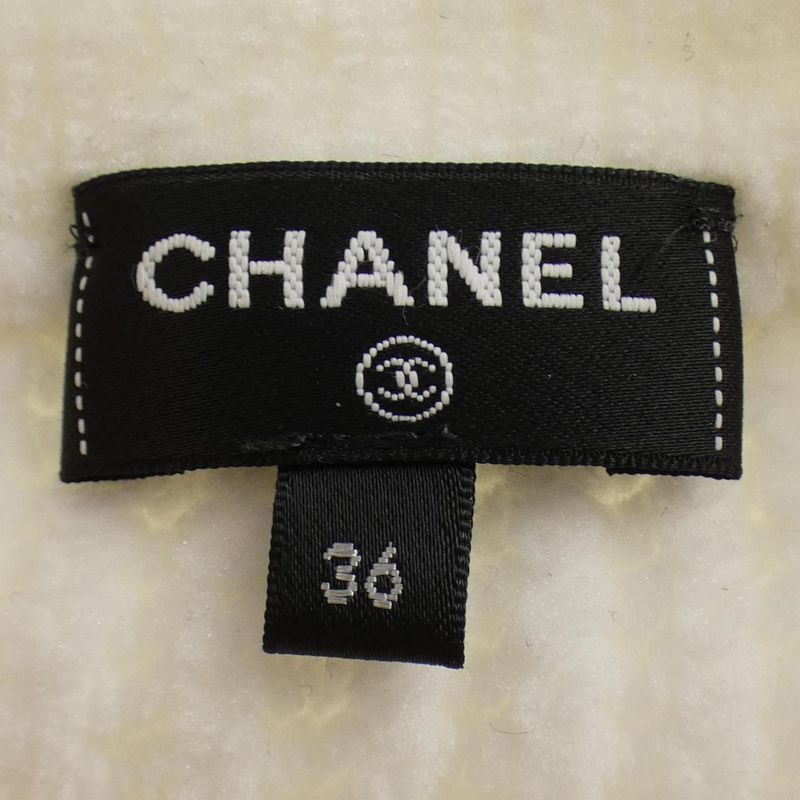 Chanel Collarless Jacket 36