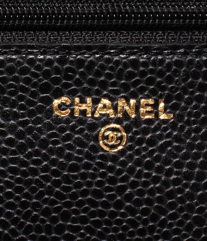 Chanel Chain Wallet Shoulder Bag Gold Caviar Leather Quilted
