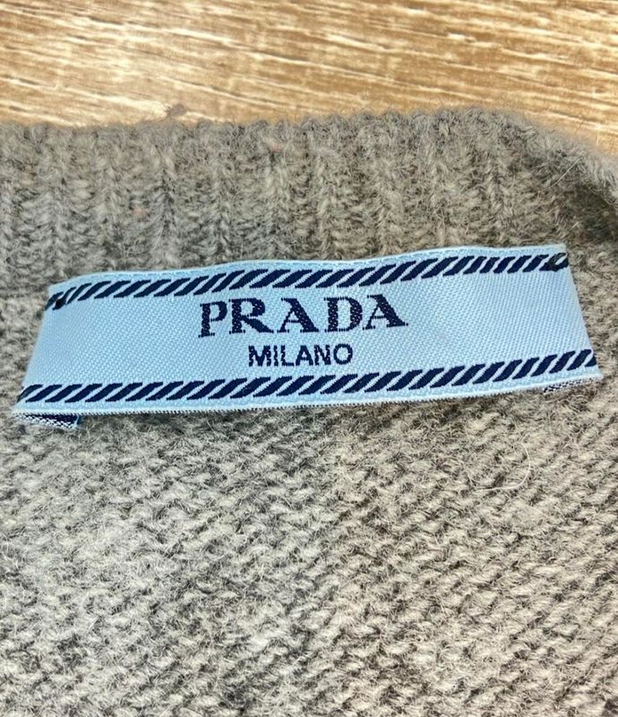 Prada Long Sleeve Knit Cardigan 40 :