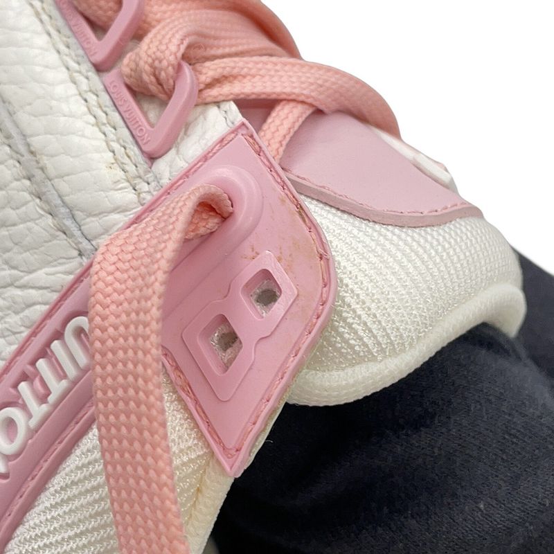 Louis Vuitton Sneakers LV Trainers 37