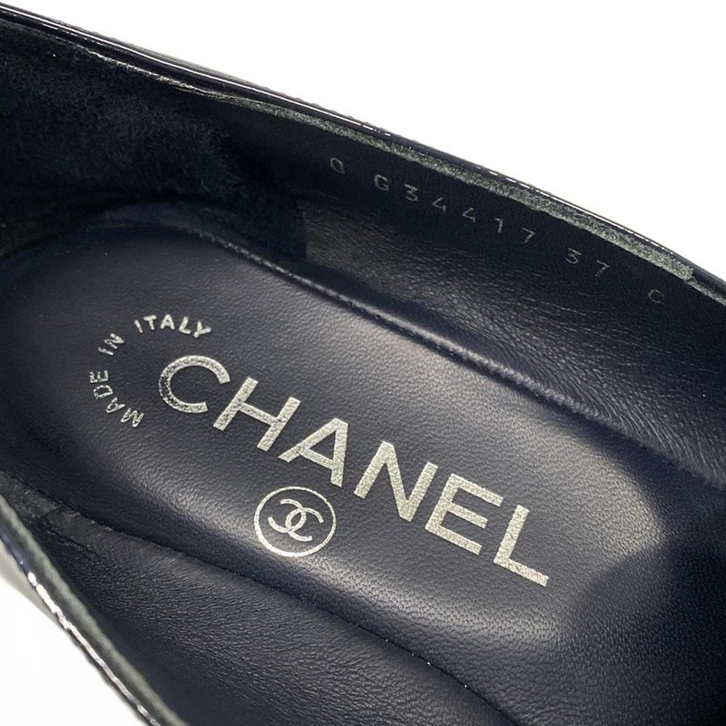 Chanel Loafer 37C Navy CC Logo Chain Leather