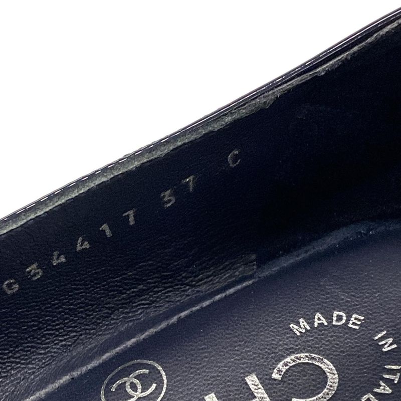 Chanel Loafer 37C Navy CC Logo Chain Leather