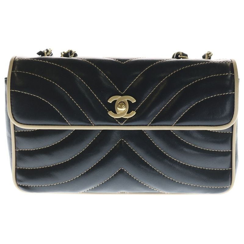 Chanel Chevron Stitch CC Logo Turnlock Leather S Flap Chain Shoulder Bag